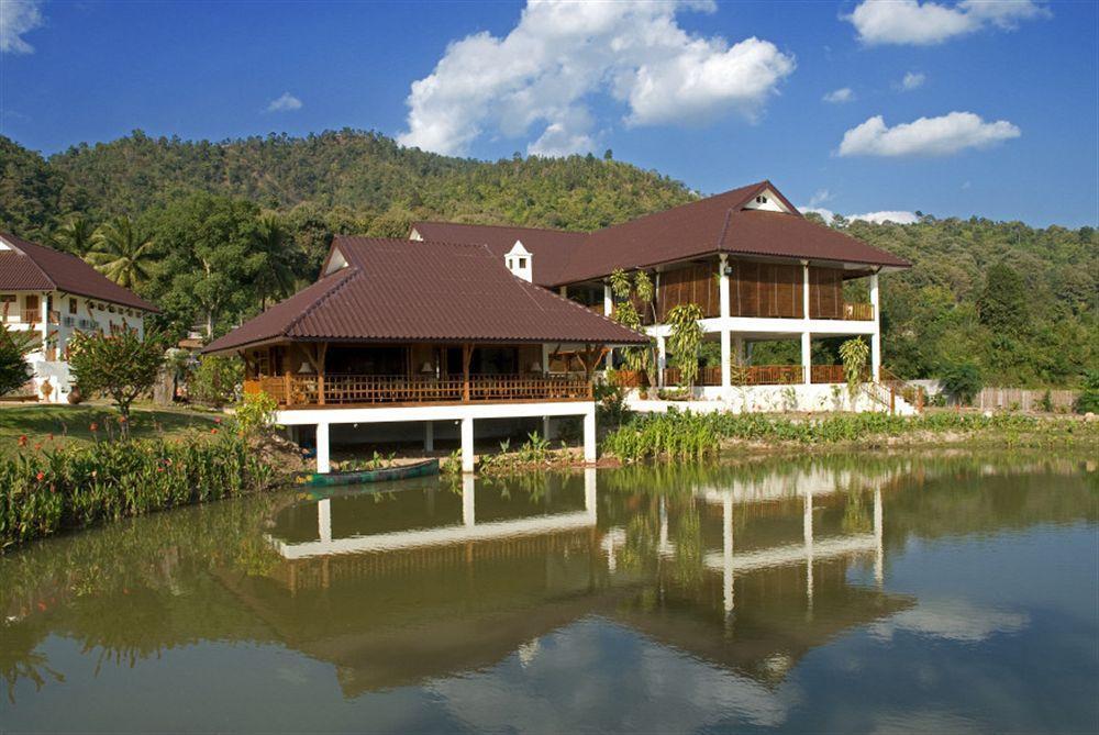 Maekok River Village Resort Mae Ai Exteriér fotografie