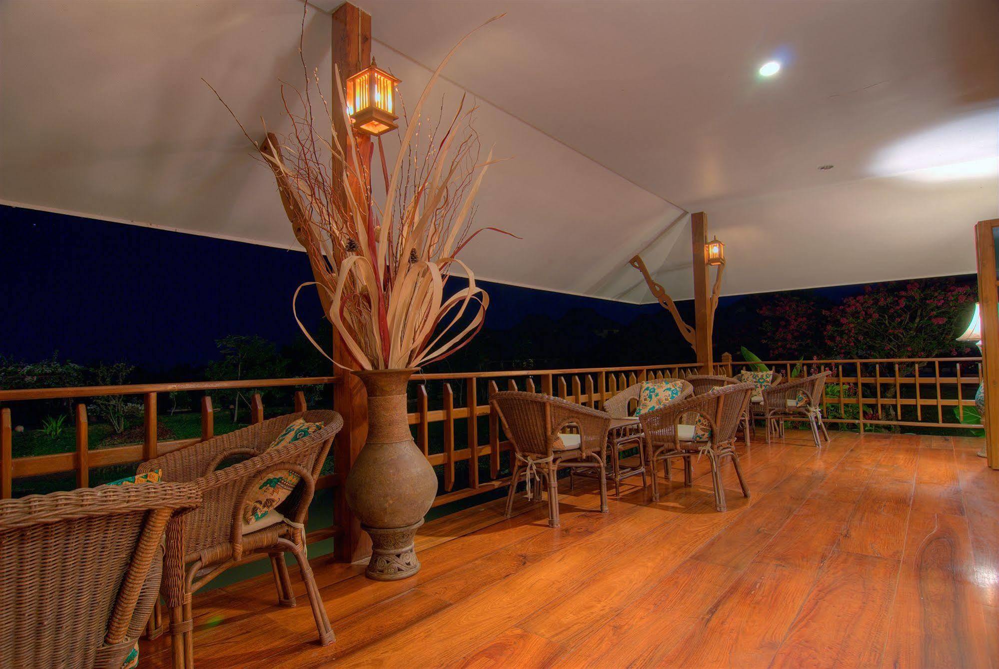 Maekok River Village Resort Mae Ai Exteriér fotografie